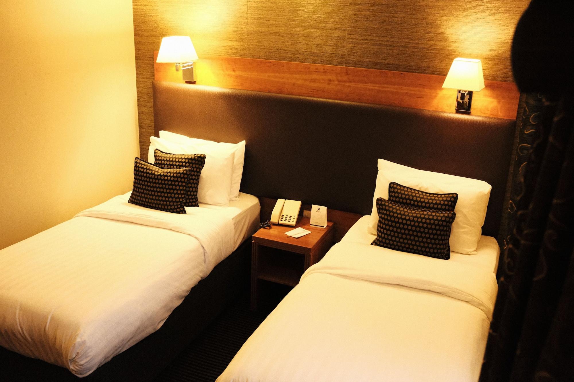 Best Western Garfield House Hotel Chryston Bagian luar foto