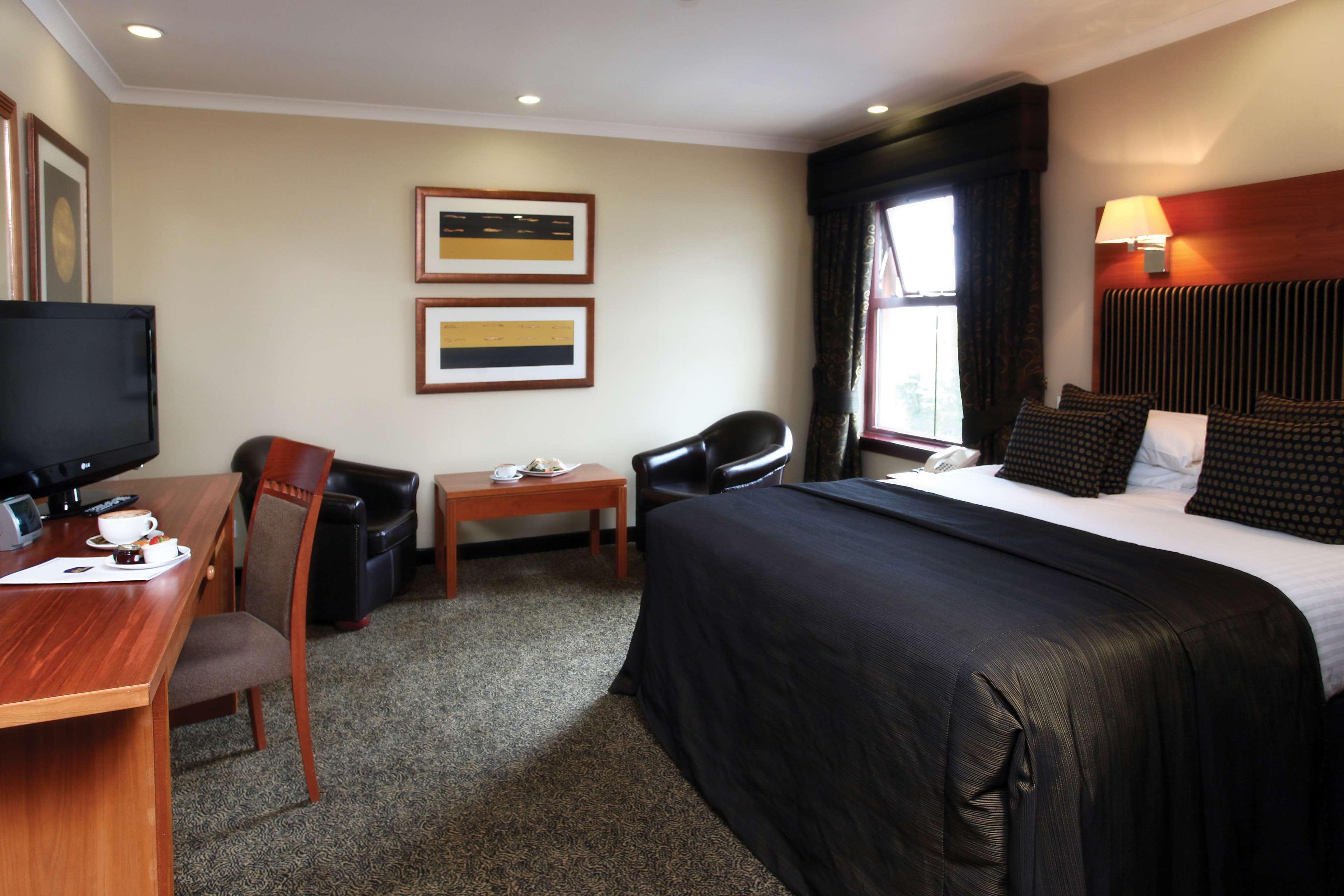 Best Western Garfield House Hotel Chryston Ruang foto