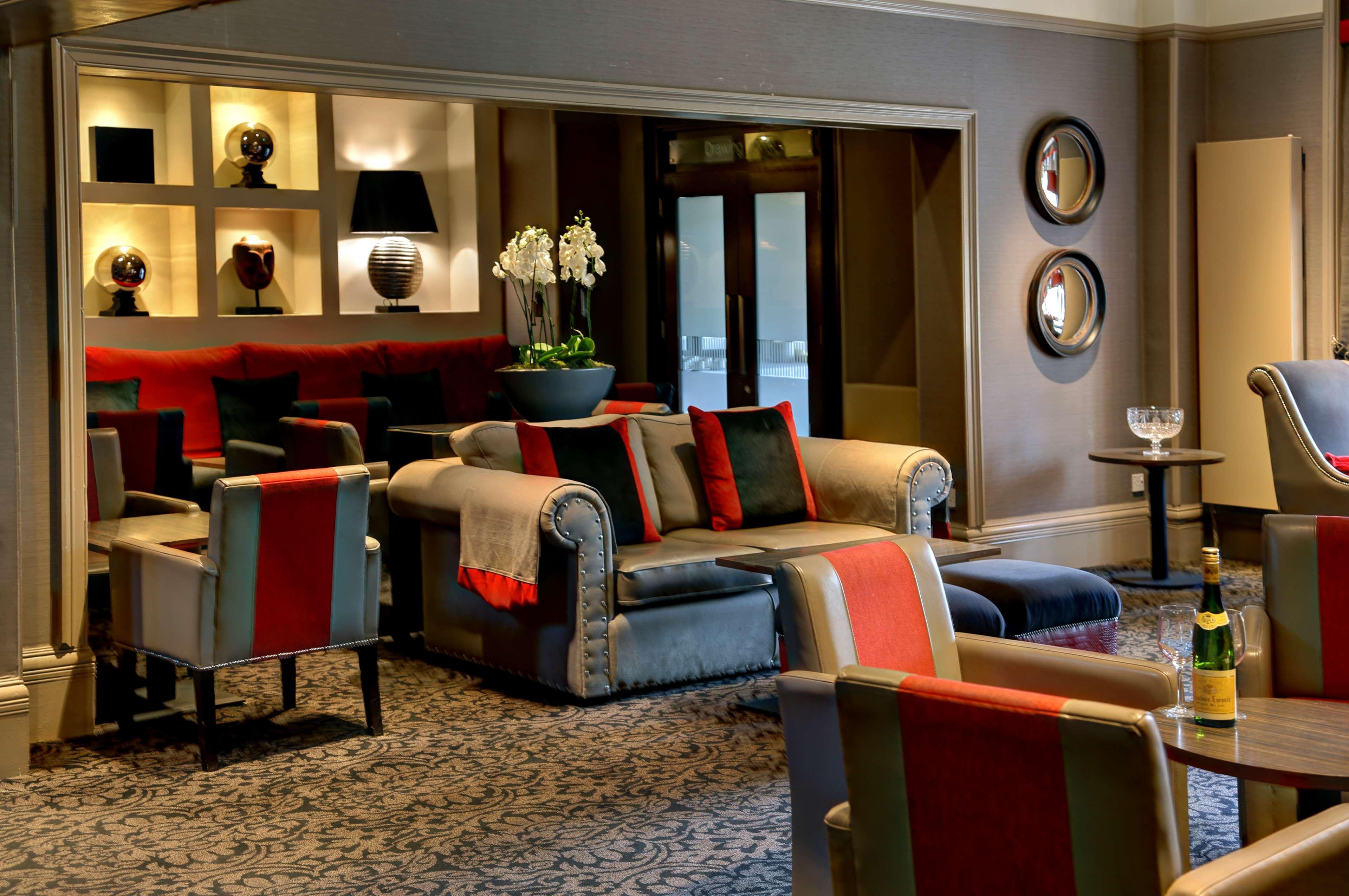 Best Western Garfield House Hotel Chryston Bagian luar foto