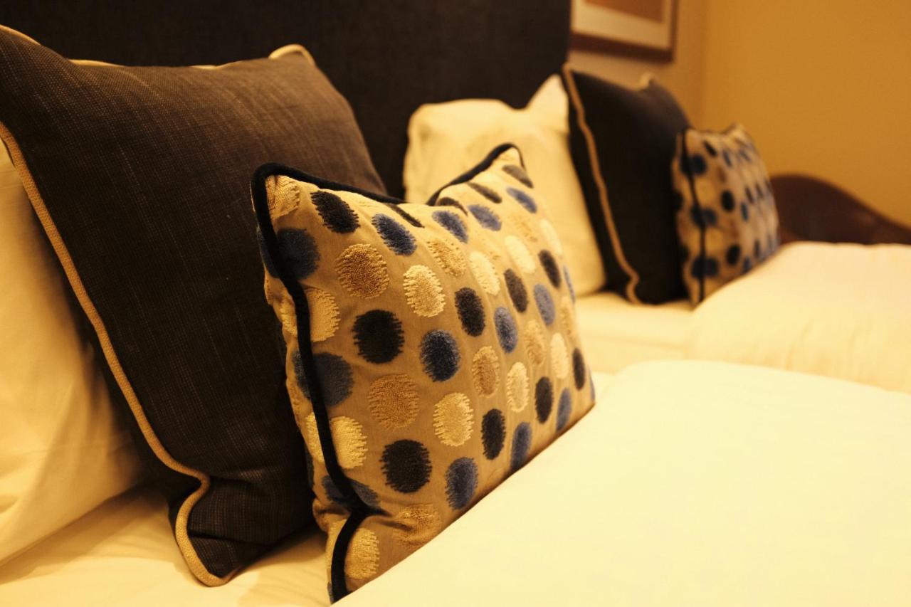Best Western Garfield House Hotel Chryston Bagian luar foto